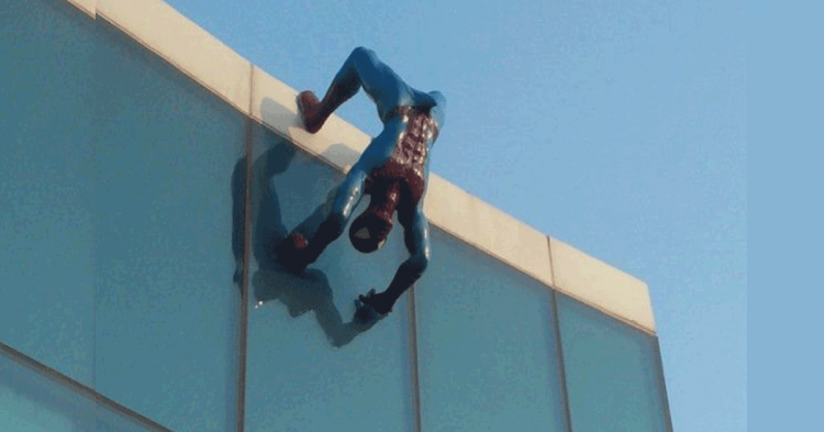 spiderman erectus (facebook artista coreano Eunsuk Yoo)