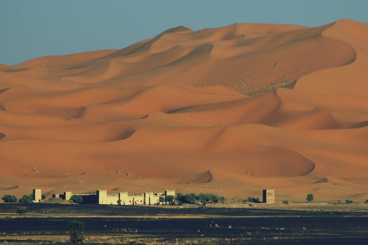 Dunas de Merzuga, Marruecos (Bachmont, Flickr)