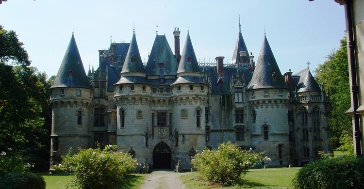 Castillo de Vigny. «Vigny nord» de Ruizo - Trabajo propio. Disponible bajo la licencia CC BY-SA 3.0 vía Wikimedia Commons - https://commons.wikimedia.org/wiki/File:Vigny_nord.jpg#/media/File:Vigny_nord.jpg
