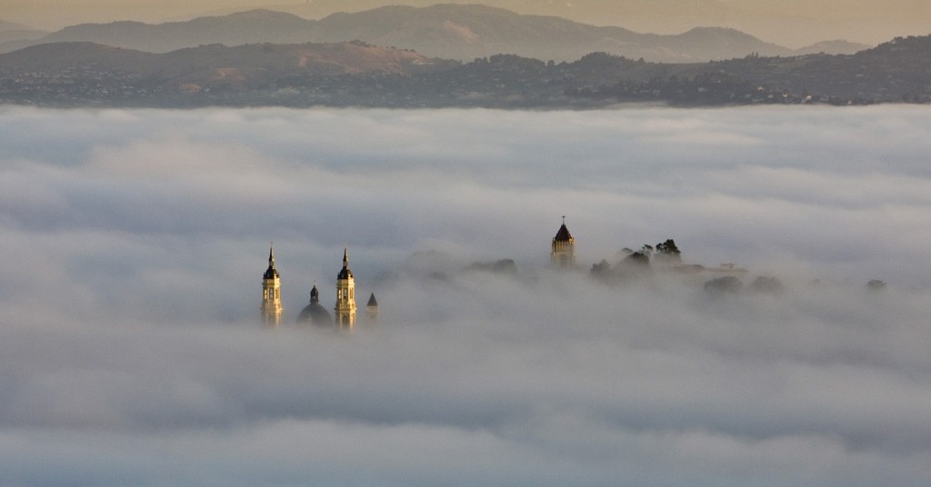 Sigue leyendo ¡Las nubes molan!: 10 ciudades vistas bajo la niebla