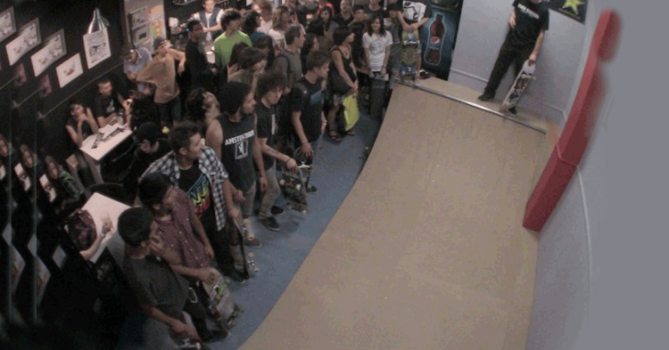 Old School Bar (http://oldschoolsk8rock.wix.com/oldschoolskaterock)