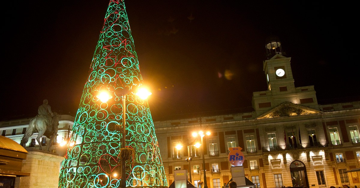 Iluminación navideña en la Puerta del Sol de Madrid. GSR (G3online)