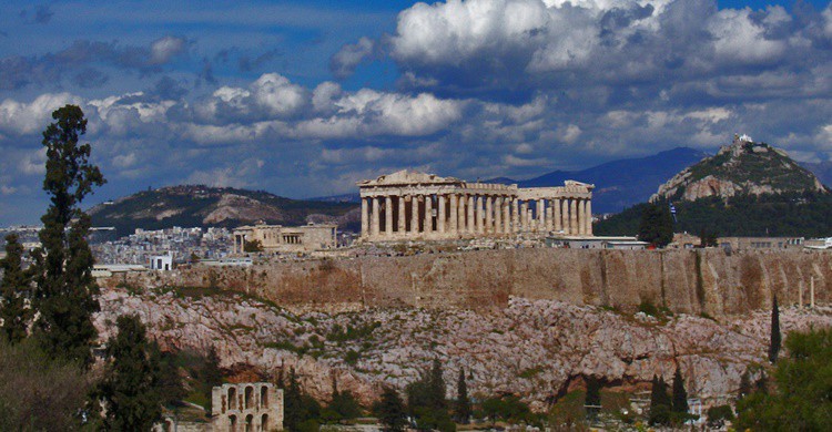 Vista de la Acrópolis de Atenas, con el Partenón destacando sobre el resto. Amaianos (Flickr)
