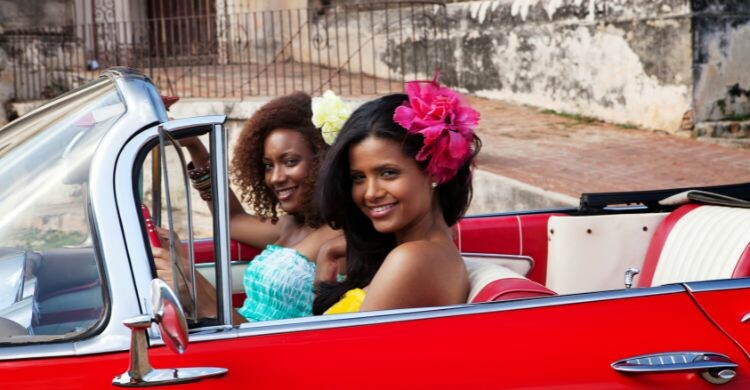 Las chicas en Cuba (Canva)