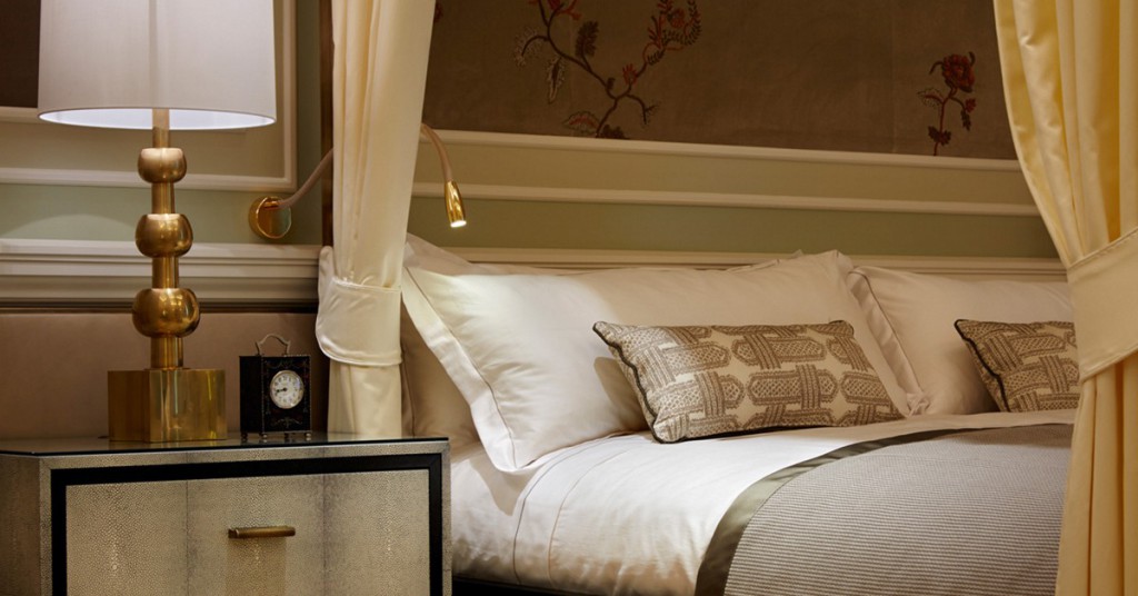 Cama de una de las suites. Four Seasons Ten Trinity