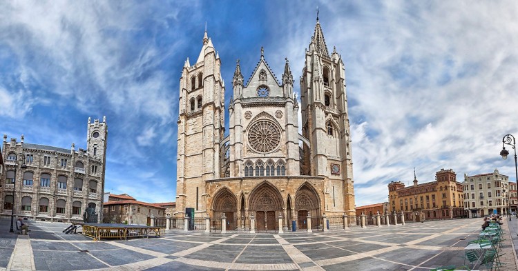 León para 2 desde 38€