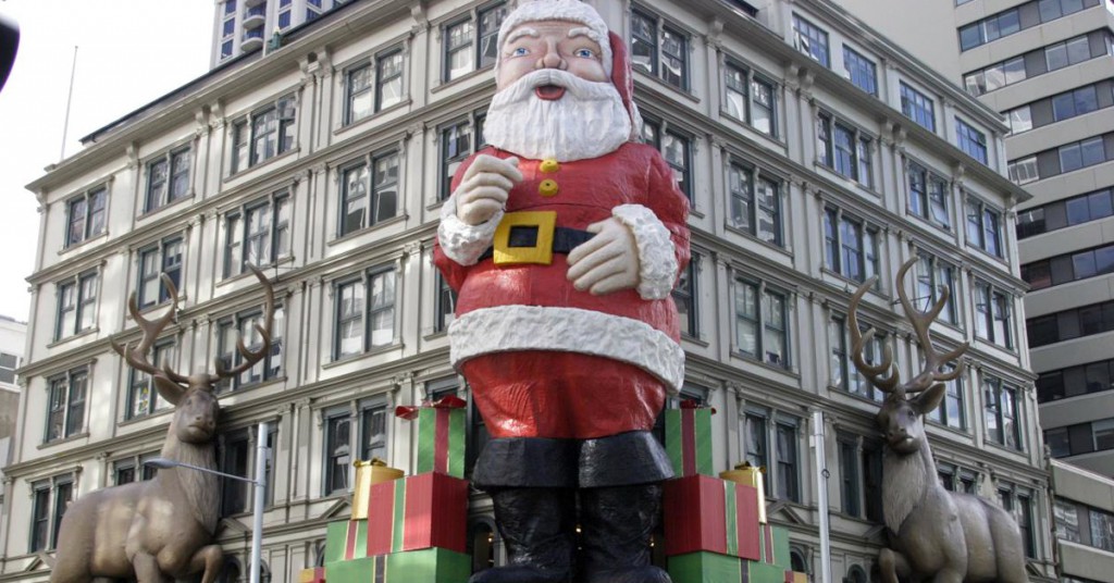 Santa gigante con renos. Brad Fults, Flickr