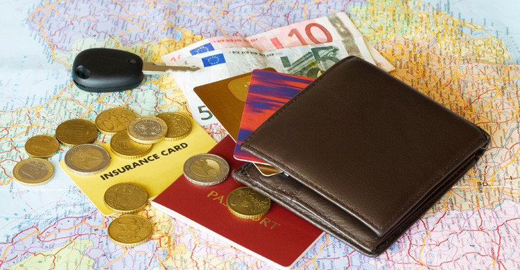 Además de la asistencia médica, los seguros de viaje te ofrecen la posibilidad de anular el viaje sin perder tu dinero (iStock)