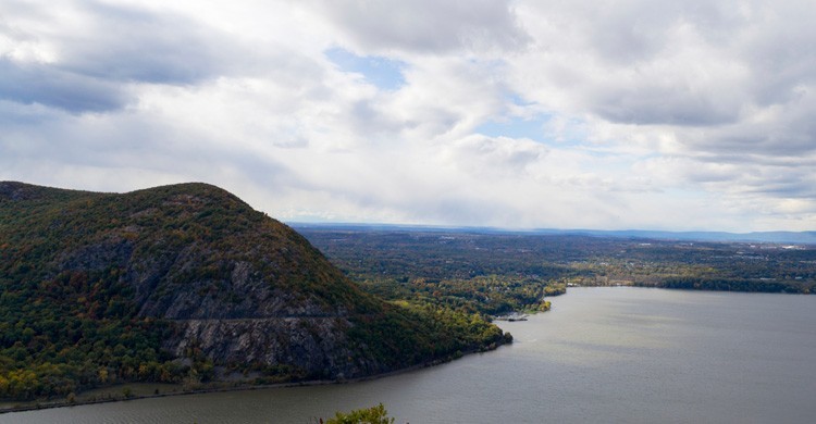 Cold Spring (iStock)