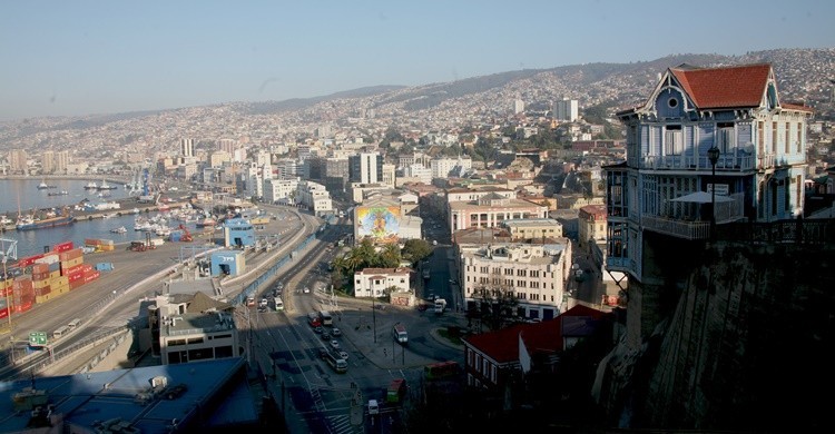 Vista parcial de Valparaíso. Rolando Vejar (Flickr)
