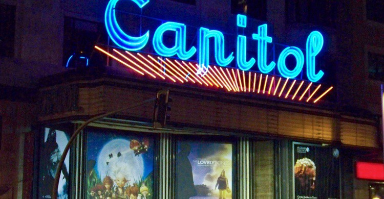 Cine Capitol, en plena Gran Vía. El Tabernero (Flickr)