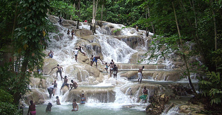Imagen de las espectaculares cascadas de Dunn's River. Jean-Marc Astesana (Flickr)