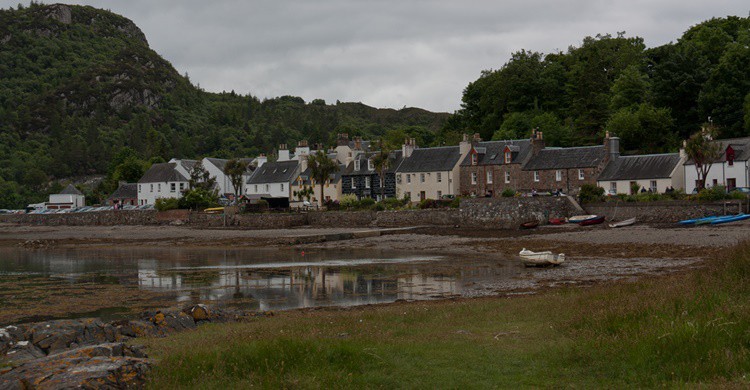 La bahía de Plockton, con la marea baja. DSLRManu (Flickr)