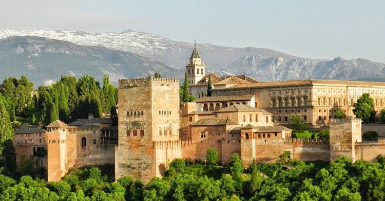 Granada en pareja desde 29€