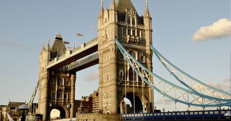 Londres: Noche para 2 en Hotel 3* desde 49€