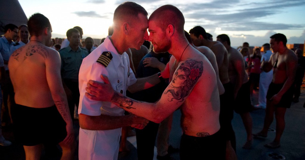 Saludo hongi. Commander, U.S. 7th Fleet, Foter
