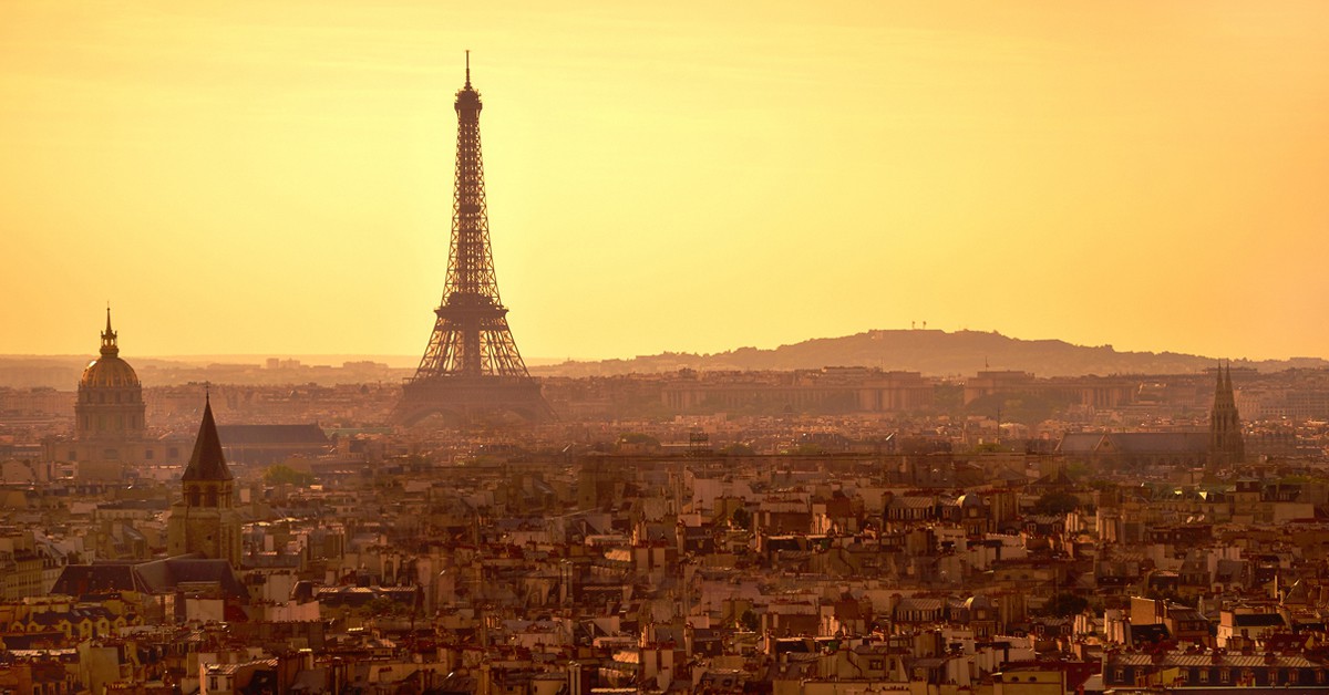 Atardecer desde lo alto de la catedral de Notre Dame. Moyan Brenn, Flickr