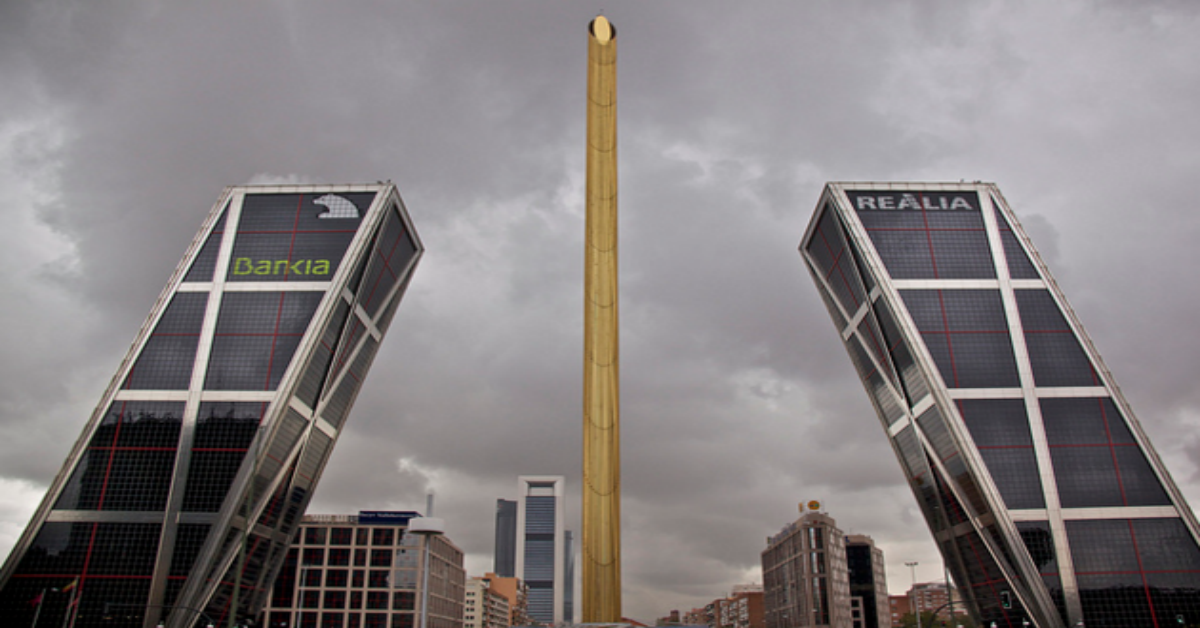 Puerta de Europa - Claudio Procida (Flickr)