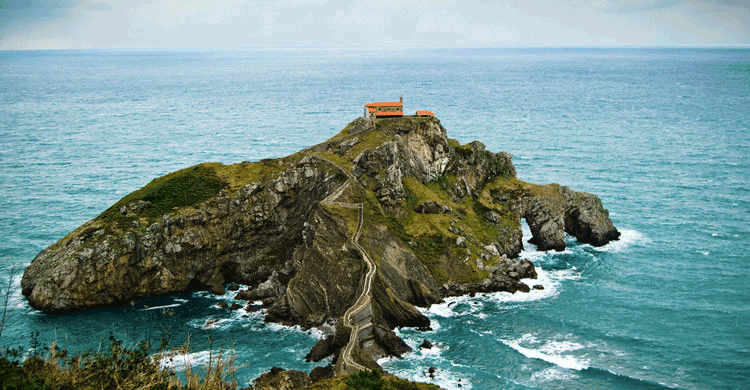 San Juan de Gaztelugatxe (https://www.flickr.com/photos/21184068@N05/4199995260)