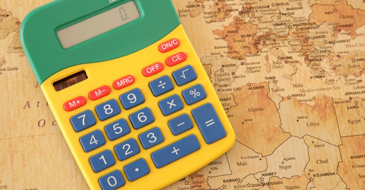 Seguros económicos con Intermundial (iStock)