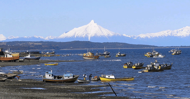 vistas del volcán Corcovado - Quellón (wikipedia)