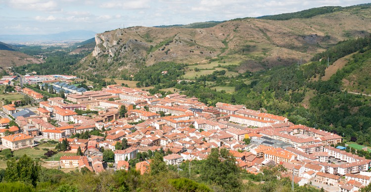 Vista de Ezcaray (iStock)