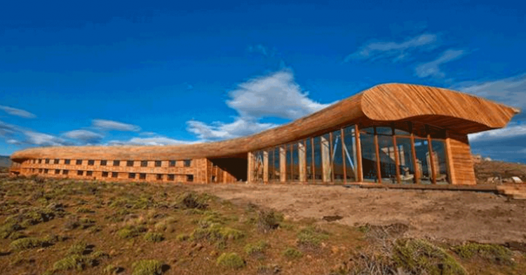 Hotel Tierra Patagonia (wikipedia)