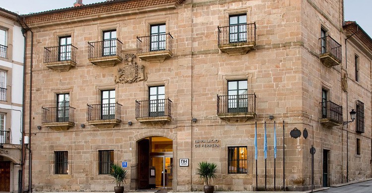 NH Collection Palacio de Avilés (nh-hoteles.com)
