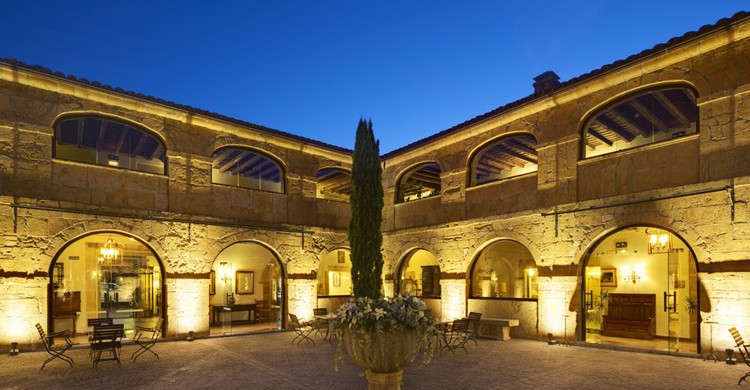 Parador de Cangas de Onís (parador.es)