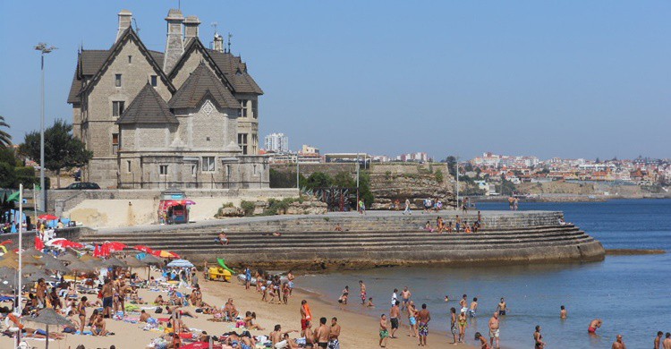 Playa de Cascais. Michael Coghlan (Flickr)