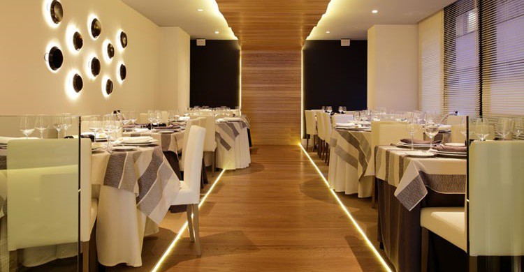 Salón de El Garbí. (http://www.elgarbi.es/el-garbi/)