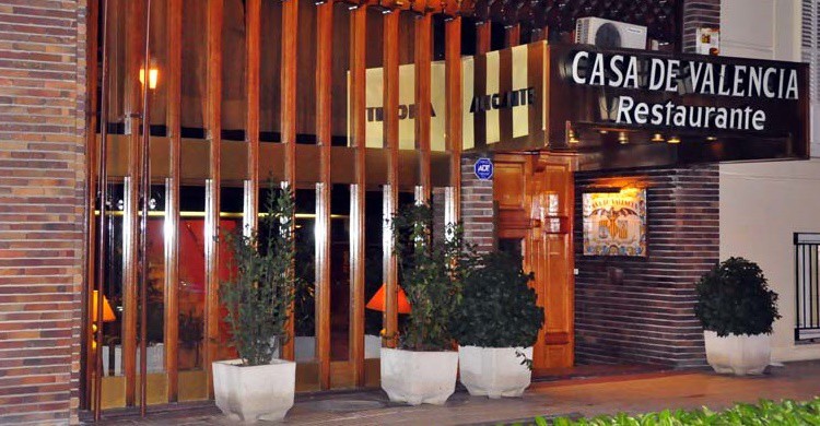 Fachada de Casa de Valencia. (http://lacasavalencia.es/)