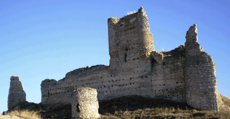 Castillo de Fuentidueña de Tajo (wikipedia)