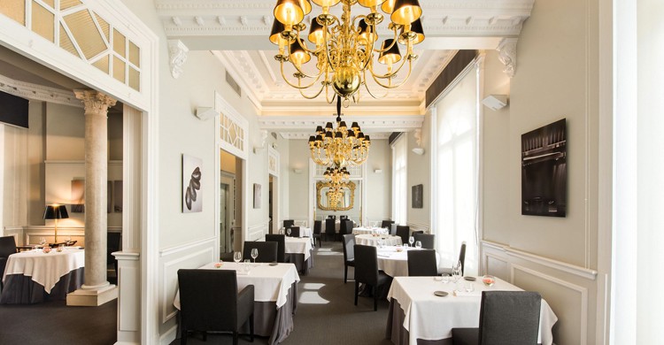 Sala de El Club Allard