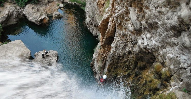 Barranquismo en la Serranía de Ronda. Aventura Ronda, Canyoning Spain