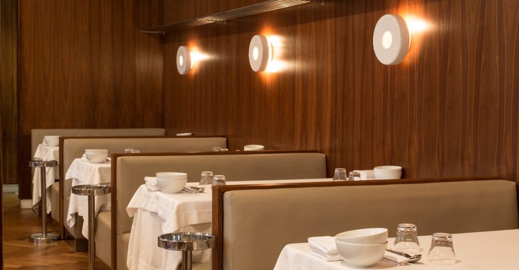 Sala. Sudestada, Facebook