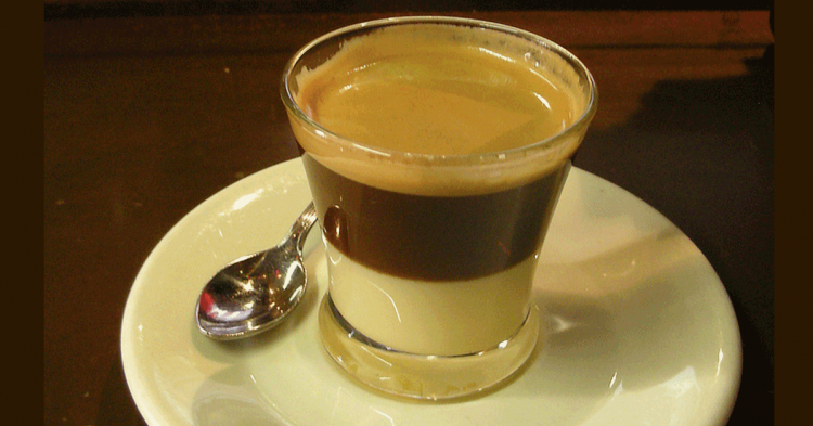 Cafe bombón (Istock)