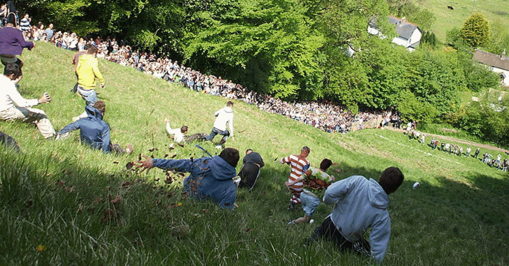 Festival del queso rodante (wikipedia)