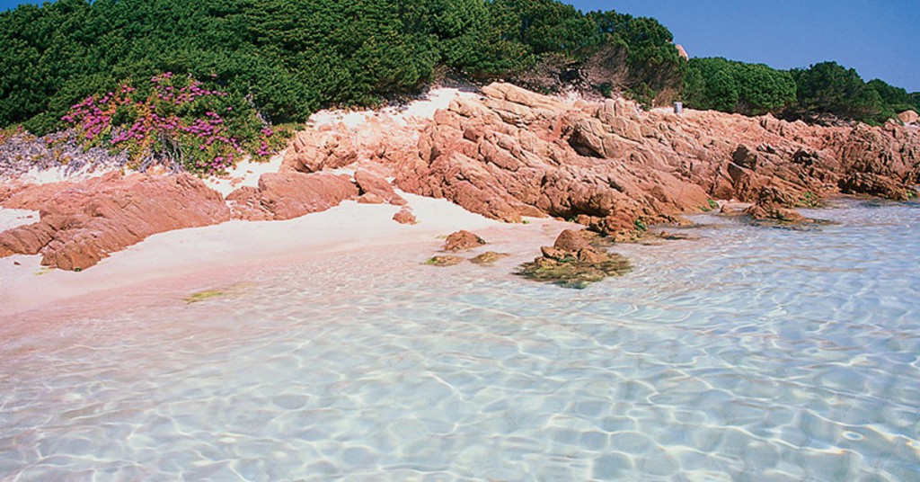 Playa Budelli, Cerdeña (Fuente:laotraruta.net)