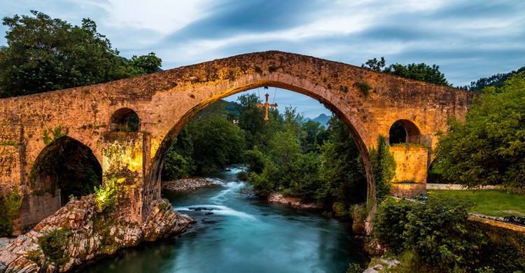Puente Romano de Cangas de Onís (iStock)