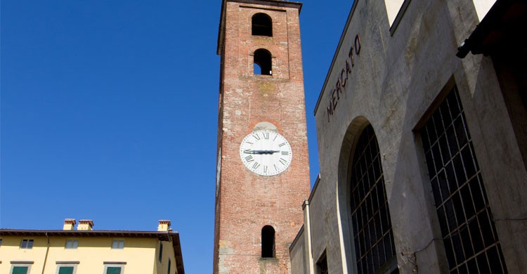 Torre de las Horas en Lucca, Italia (Flickr)