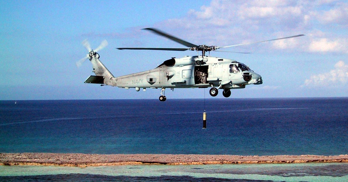 Helicóptero en AUTEC. Marion Doss, Foter