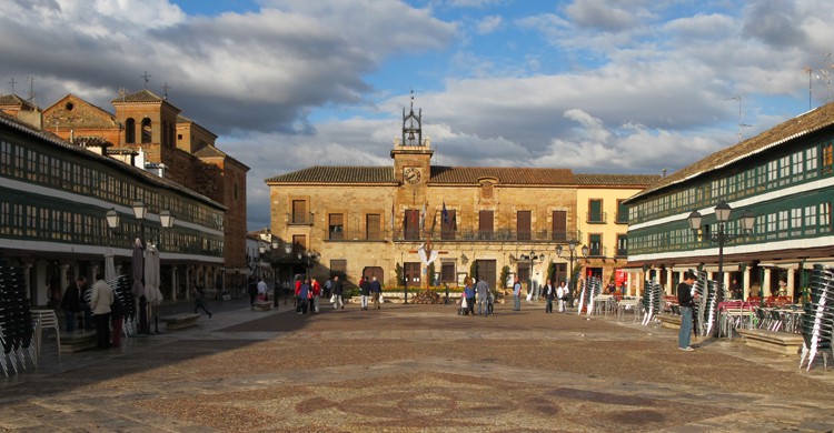 Plaza Mayor de Almagro, en Ciudad Real (wikimedia.org)