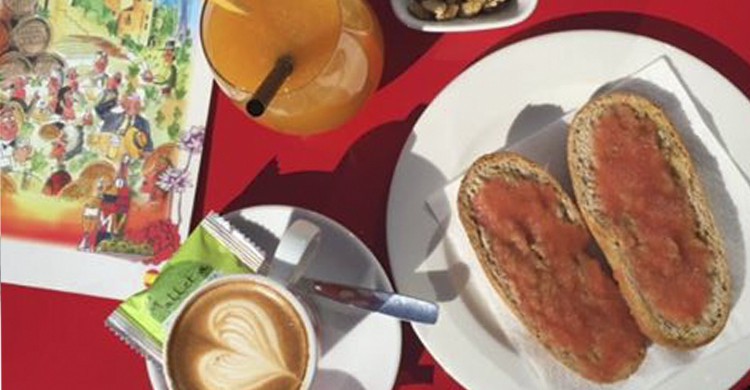 Desayuno (Facebook El Pimpi)