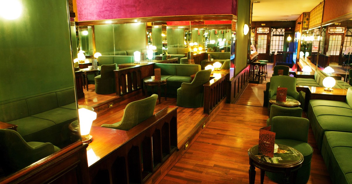 Local vacío. José Alfredo Bar, Facebook