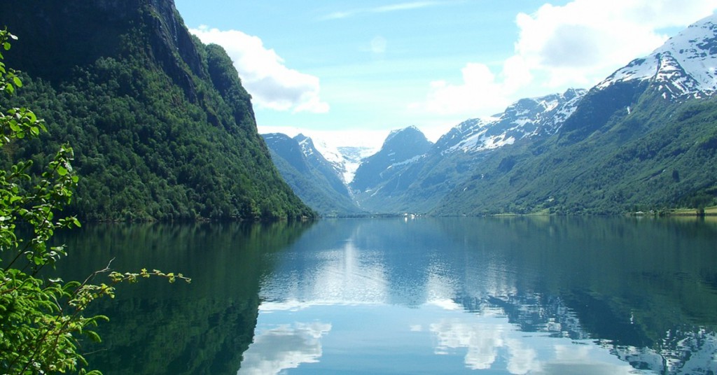 Fiordos noruegos. Michael Gwyther-Jones, Foter