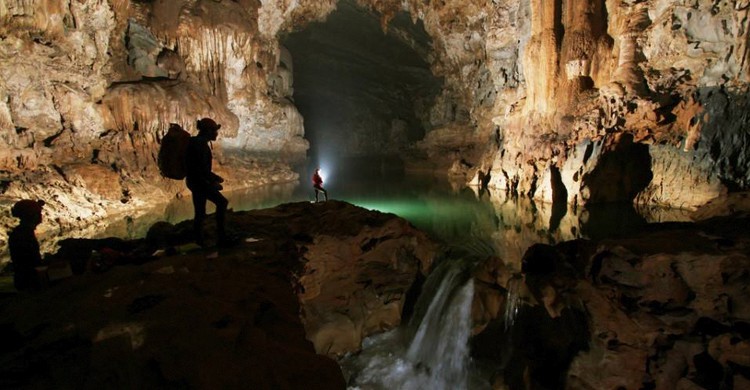 Cueva Son Doong. Son Doong Caves Vietnam, Facebook