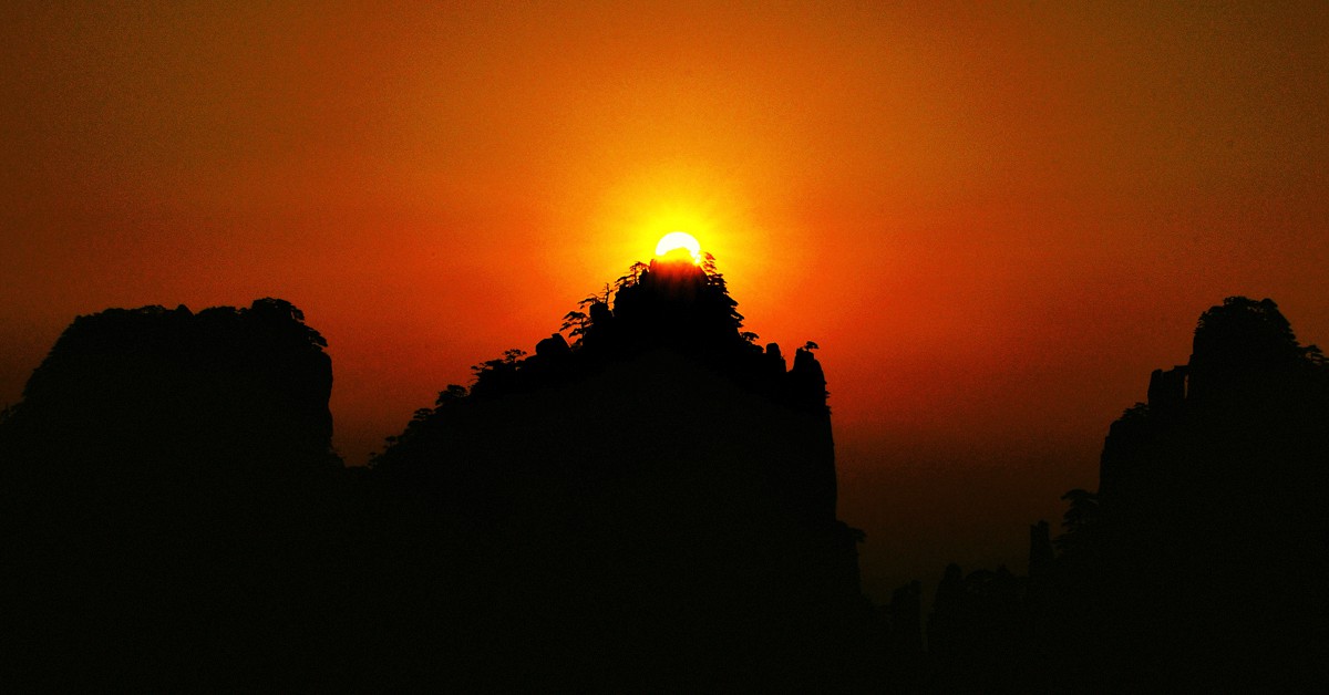 Amanecer en el monte Huángshan. lwtt93, Foter