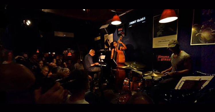 Jimmy Glass Jazz Club jimmyglassjazz.net)