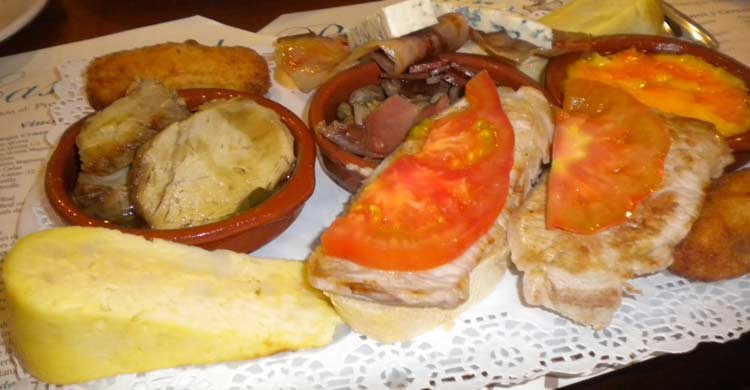 Tapa en Bodegas Castañeda (meetgranada.com)